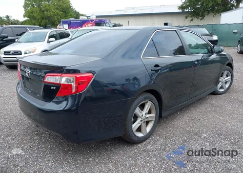 2012 Toyota Camry Se z USA, uszkodzony, nr VIN 4T1BF1FK4CU070857
